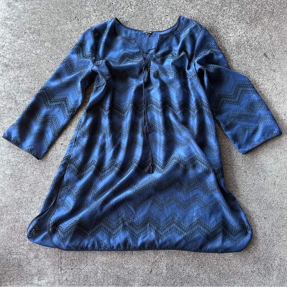Nic + Zoe Blue Lace Tie Zig Zag Textured Tunic Top